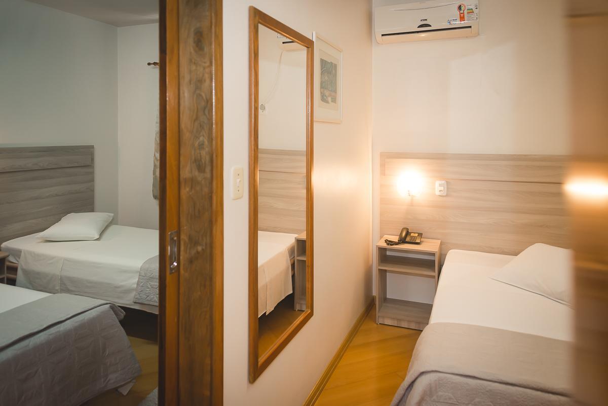 Hotel Pallis Эрешин Экстерьер фото