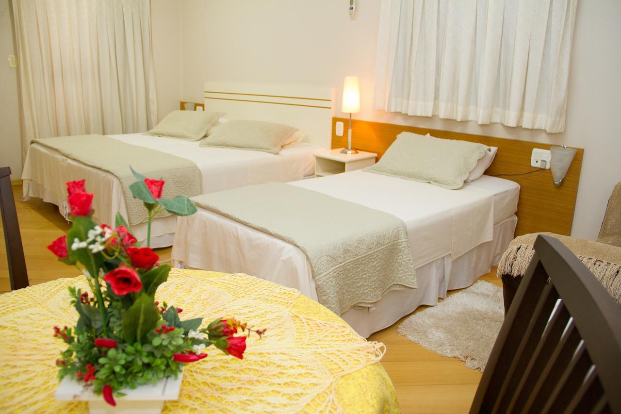 Hotel Pallis Эрешин Экстерьер фото