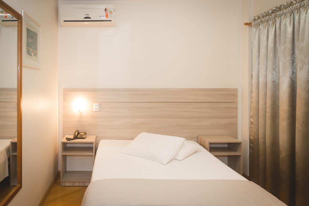 Hotel Pallis Эрешин Экстерьер фото